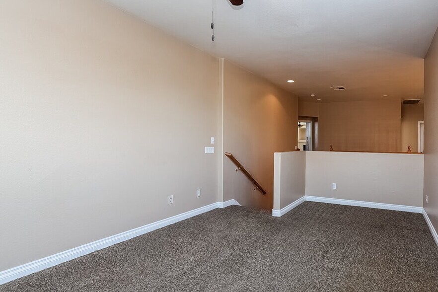 Building Photo - 3729 White Lion Ln