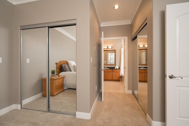 Building Photo - 2299 Lone Star Dr