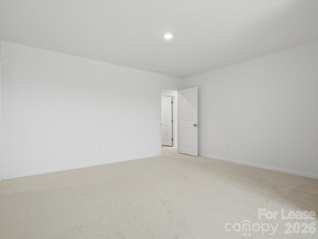 Building Photo - 1012 Whipcord Dr