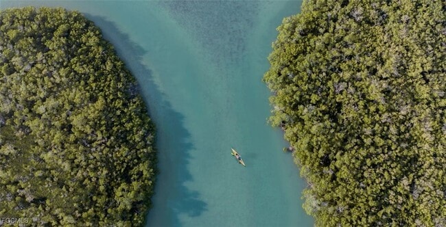 Building Photo - 2846 Northwest 28th Ave