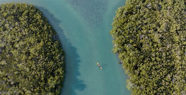 Building Photo - 2926 Diplomat Pkwy W