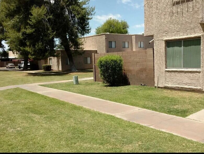 Building Photo - 600 S Dobson Rd