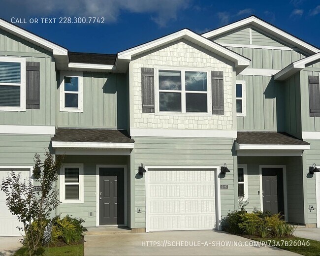 Building Photo - 12281 Sinclair Dr