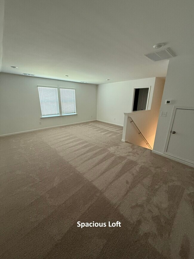 Building Photo - 208 Overton Dr