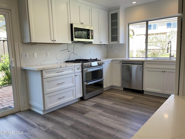 Building Photo - 32023 Wallington Ct