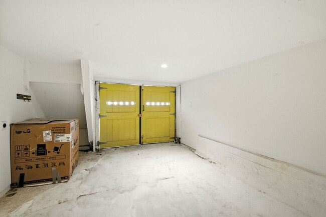 Building Photo - 148 Fillmore St