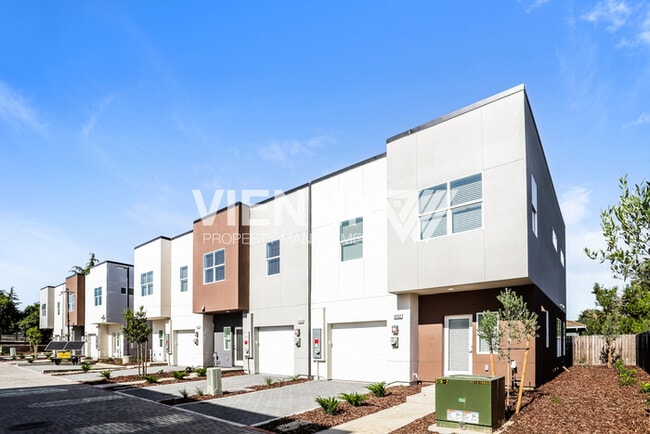 Building Photo - BRAND NEW Solar Antelope Homes are now available!