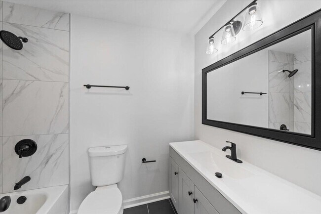 Building Photo - 5432 Gatehouse Dr