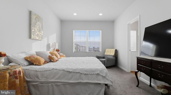 Building Photo - 110 Edelweiss Wy