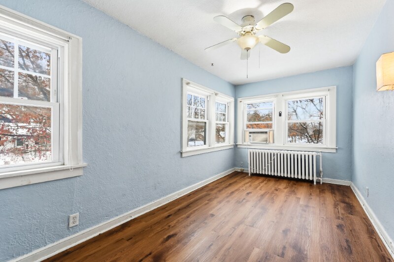 Building Photo - 3611 N Washburn Ave