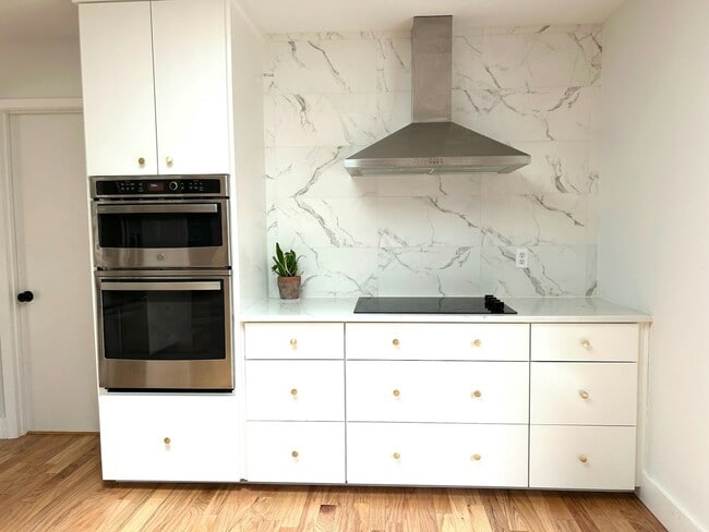 Building Photo - 104 Jerdone Rd