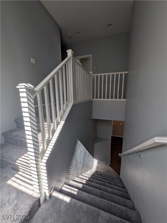 Building Photo - 758 Crest Valley Pl