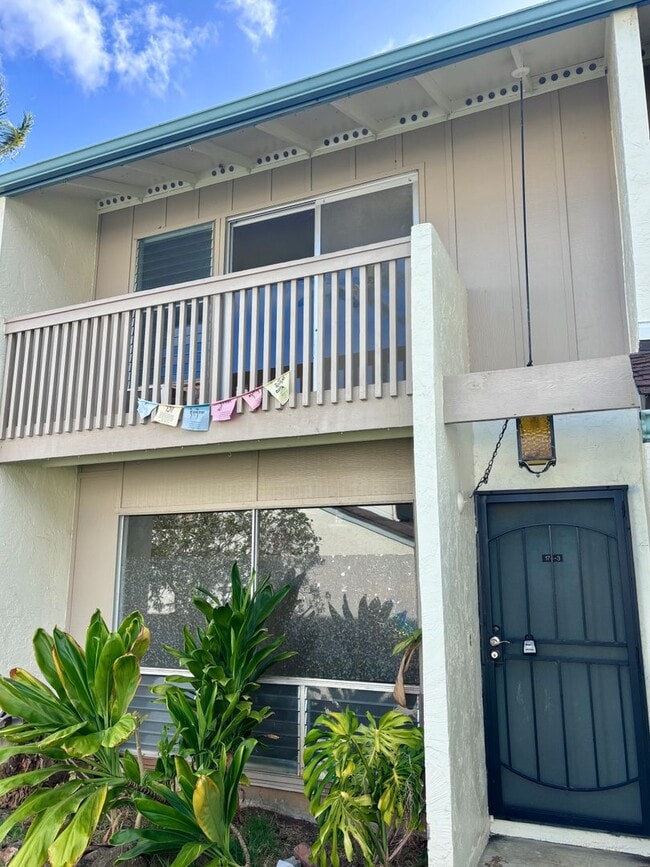 Building Photo - Available now | A 2 Bedroom, 1.5 Bathroom ...