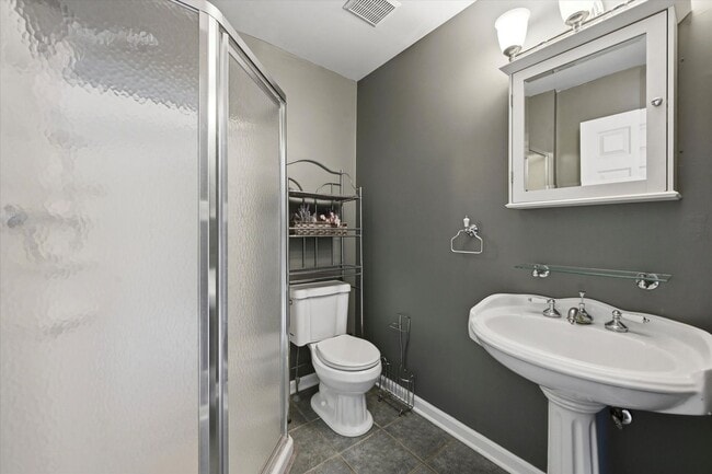 Building Photo - 3 Bed | 2.5 Bath Townhome in Wedgewood Estates – Available Now!