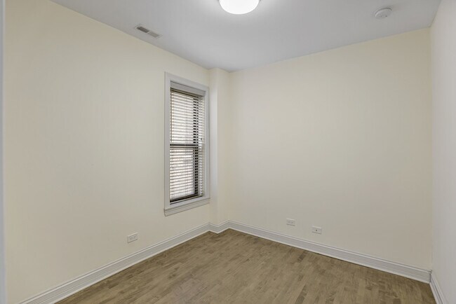 Building Photo - 1630 W Gregory St