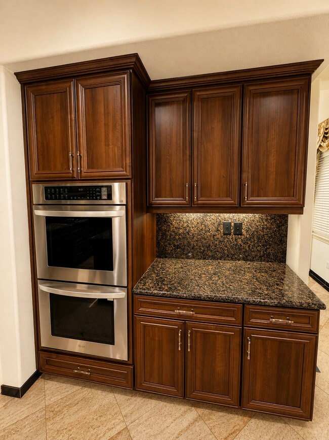 Building Photo - 621 Marbella Ct