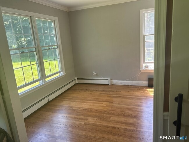 Building Photo - 11 Van Campen Ln