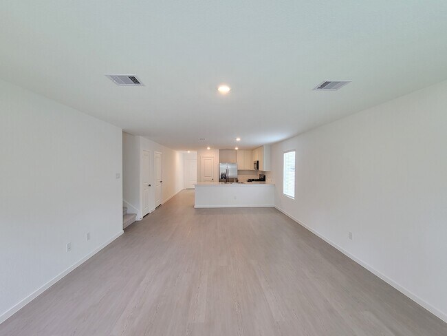 Building Photo - 25588 Rose Creek Dr