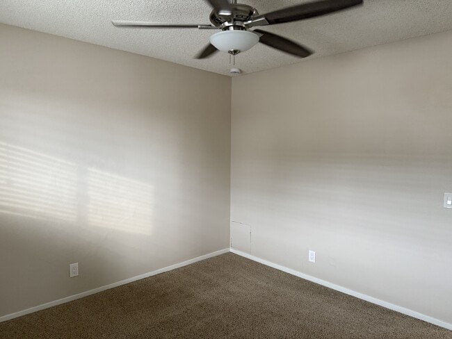 Building Photo - 183 Southampton Way