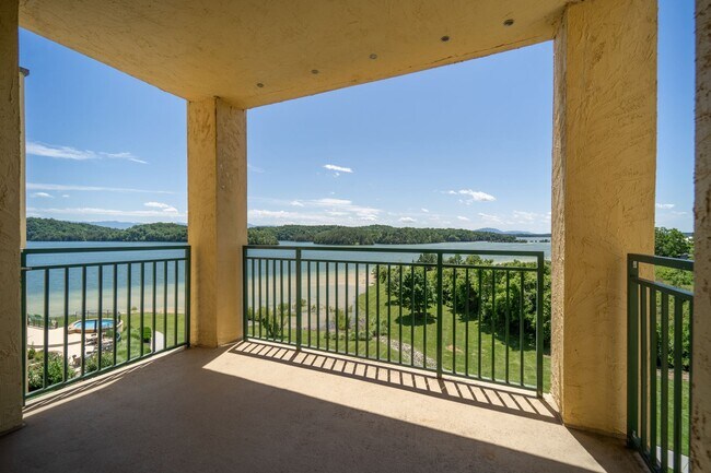 Building Photo - Harbor Crest condo for rent