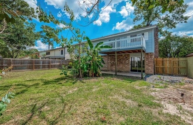Building Photo - 5831 Caldicote St