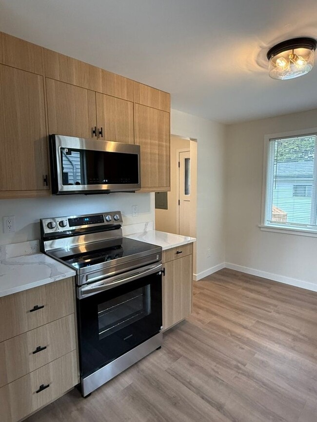 Building Photo - 2Bd/1Ba Renton House
