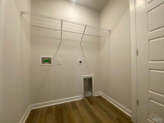 Building Photo - 6089 Secretariat Wy