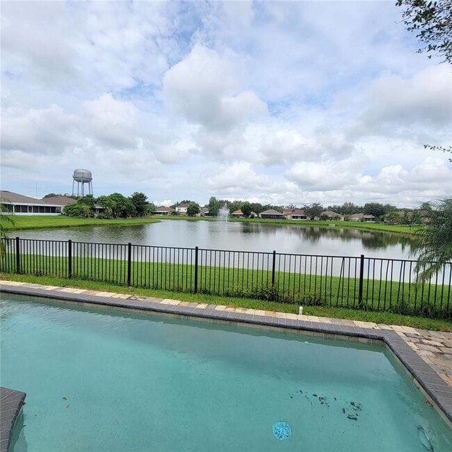 Building Photo - 319 Grand Royal Cir