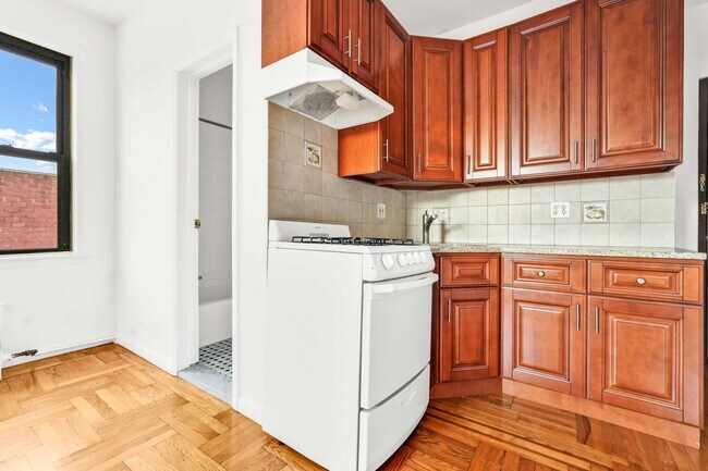 Building Photo - 44 West 9th Street