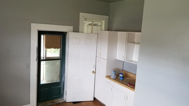 Building Photo - 5516 Court G