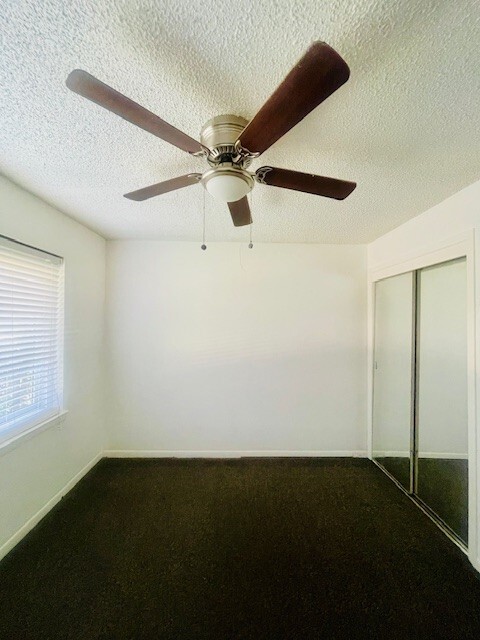 Building Photo - 12249 High Point Cir