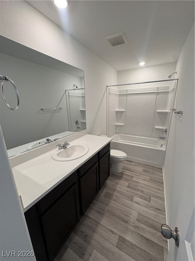 Building Photo - 5943 Swift Lariat St