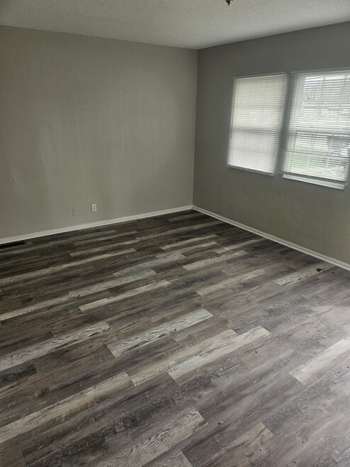 Building Photo - 3148 Keswick Rd