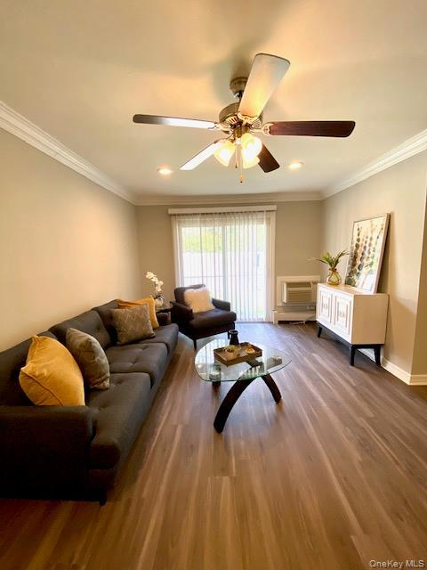 Building Photo - 250 River Ave