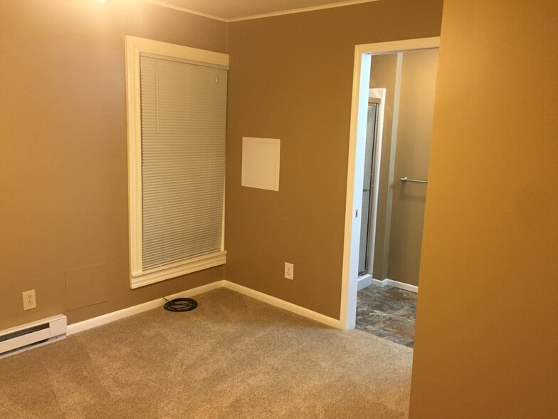 Bedroom into Bath - 3558 Marion Avenue