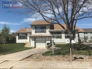 Building Photo - 2 Bed 1 Bath Duplex