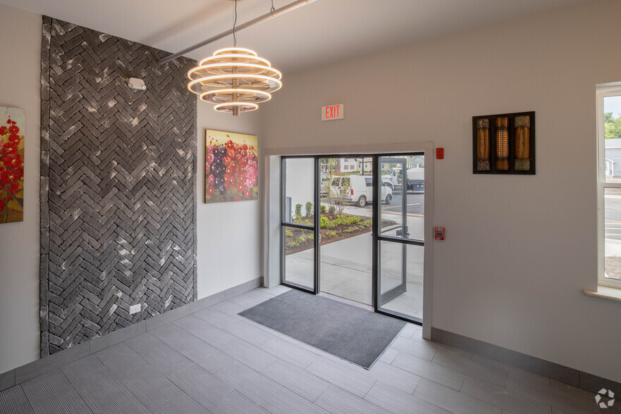 Primary Photo - The Cornell Luxury Apartments