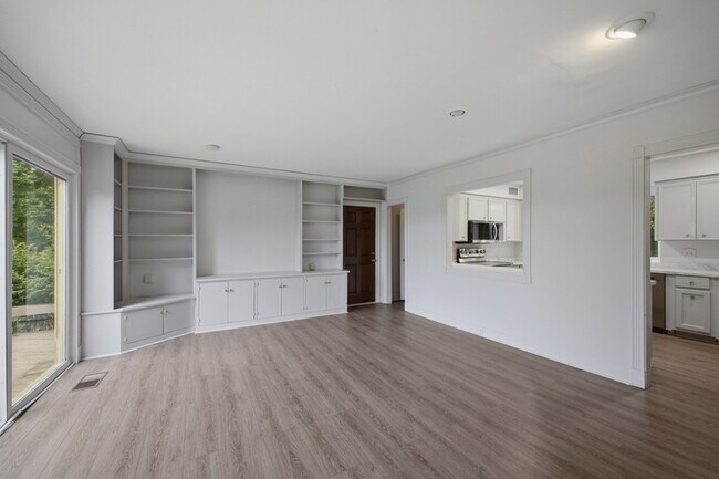 Building Photo - 5612 Stanford Ct