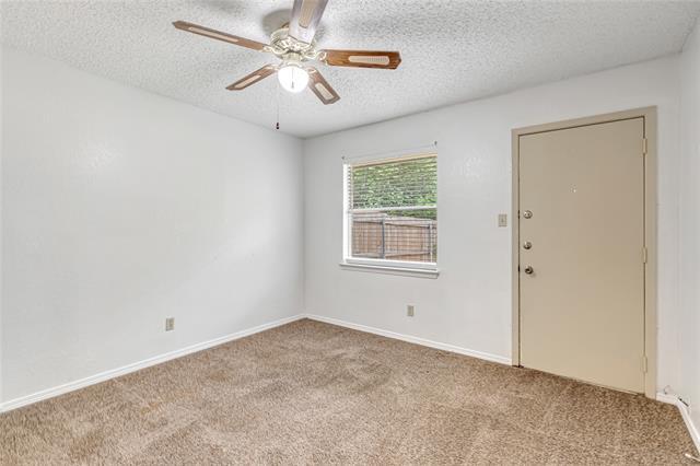 Building Photo - 420 Claire Ct