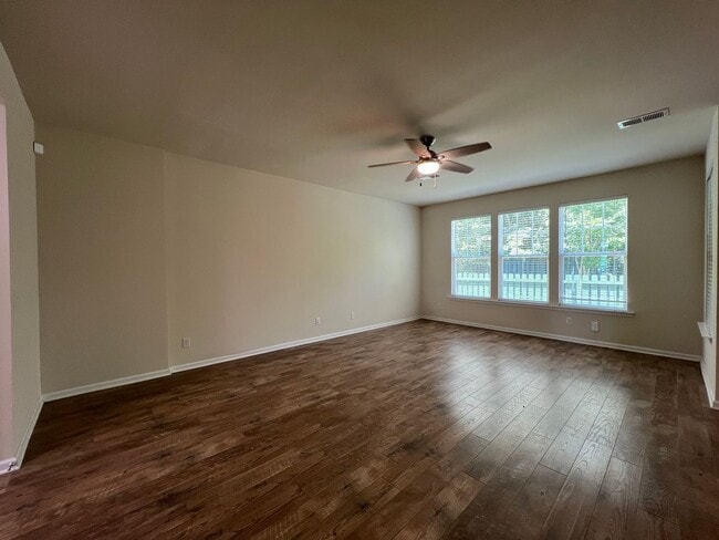 Building Photo - 105 Wando View Way