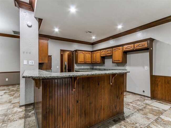 Building Photo - 1117 NW 198th St