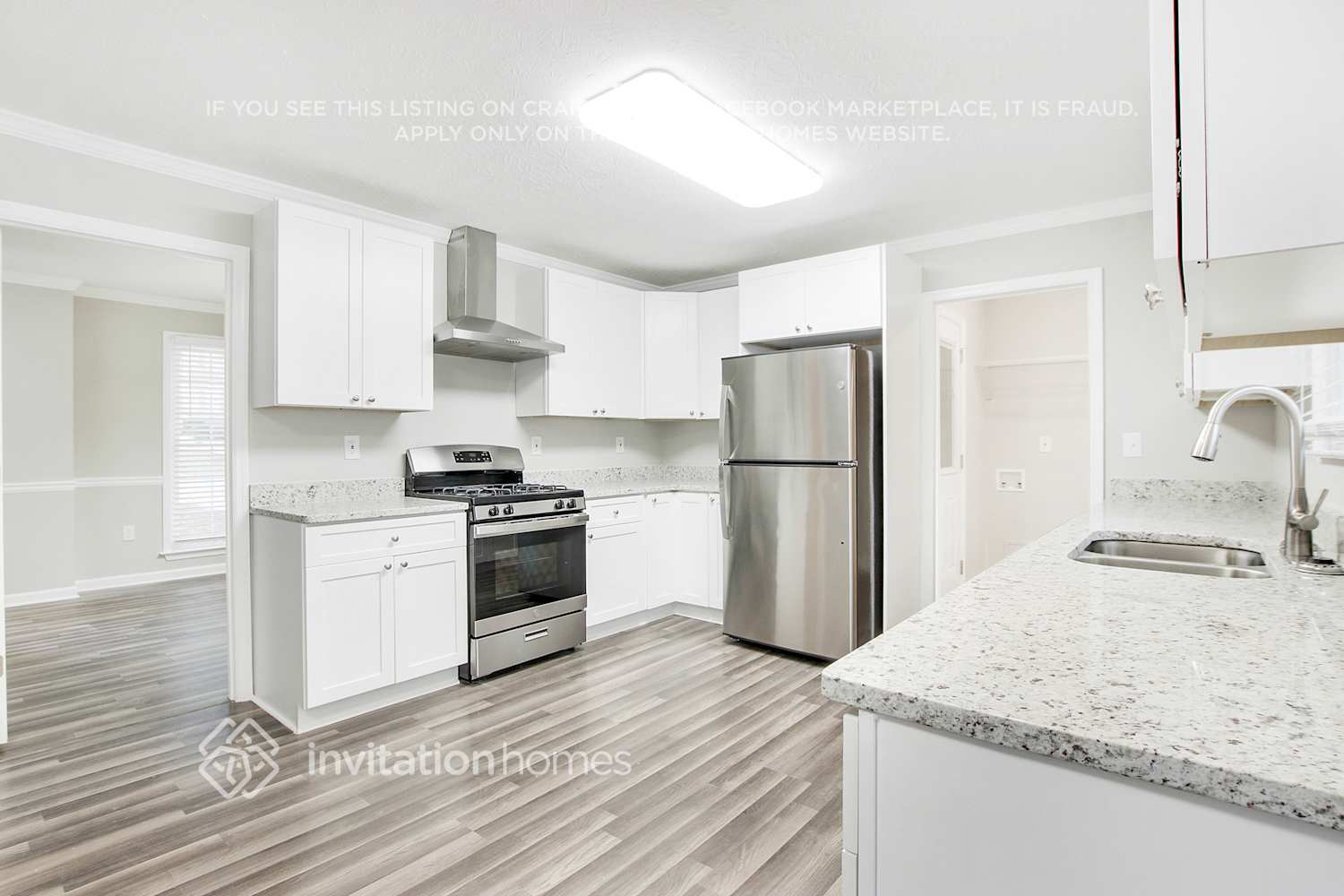 Building Photo - 4132 Maple Ln