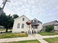Building Photo - 1816 Wollmer St