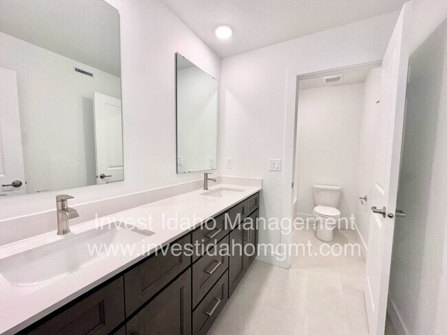 Building Photo - Spacious Luxury Townhome Designed for Modern Living available soon!