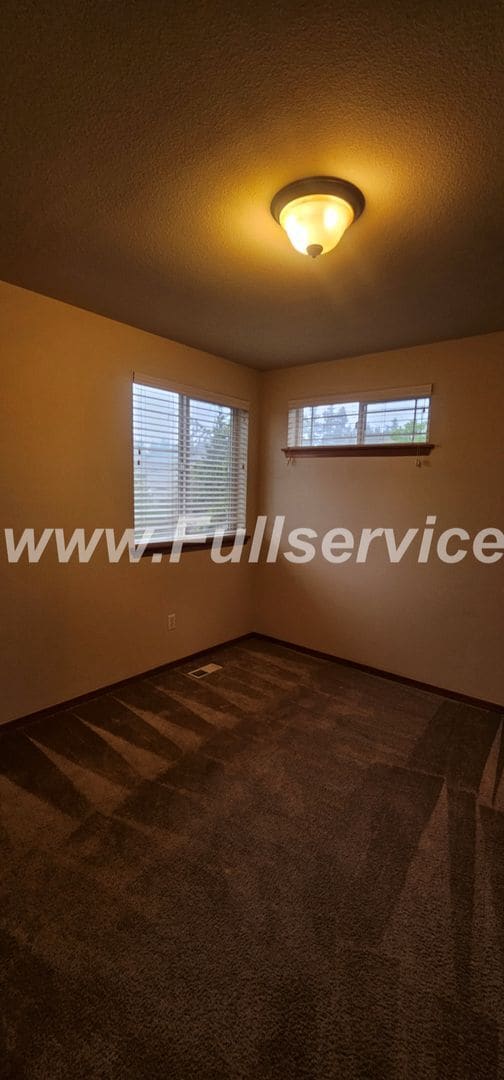 Building Photo - Beautifully Updated home in Covington WA