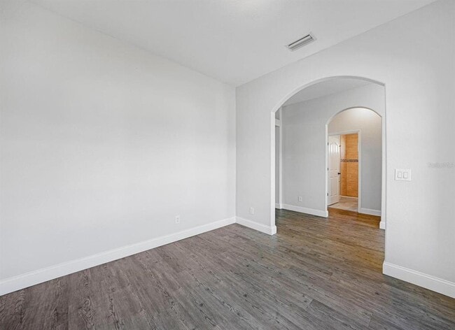 Building Photo - 1647 Squaw Ln