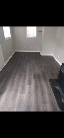 Building Photo - 837 Tisdale Ave