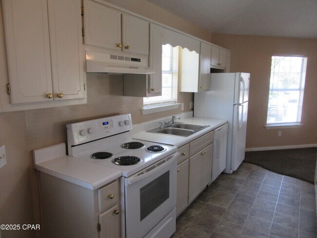 Building Photo - 1401 Gulf Ave