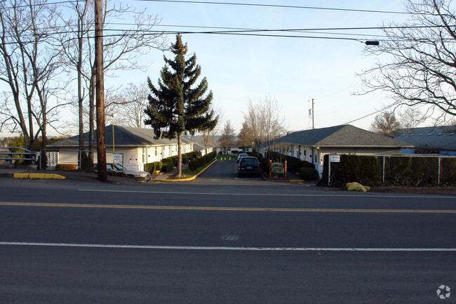 Building Photo - Maywood Court Apartments