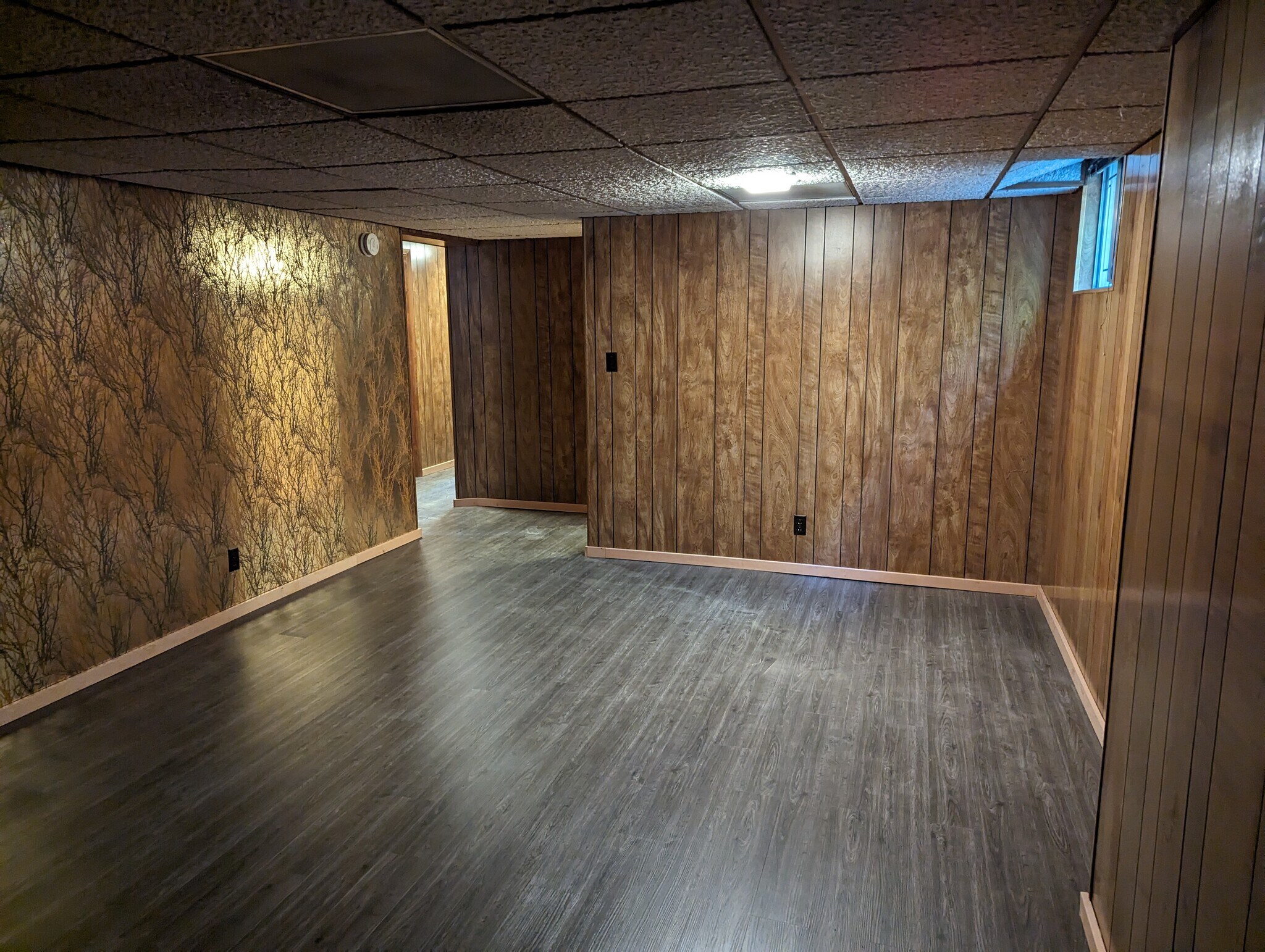 Building Photo - 2124 SE Elliott Ave